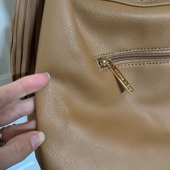 Olivia + Joy tan tassle shoulder bag purse with matching wallet - Picture 13 of 14